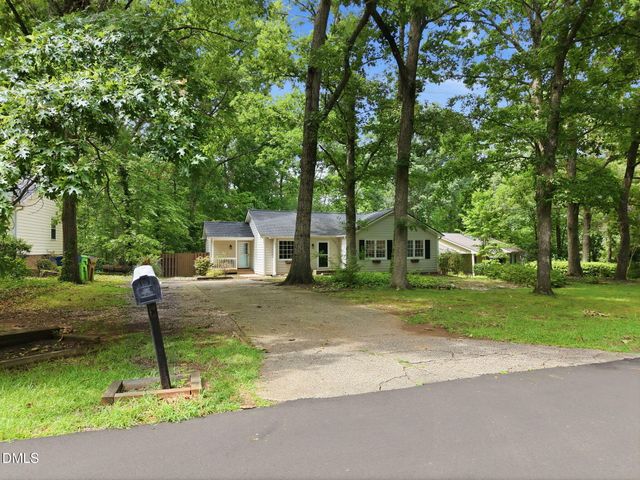 3316 Bearskin Court, Raleigh, NC 27606