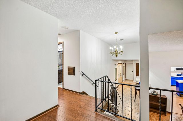 767 Eldridge Avenue E, Maplewood, MN 55117