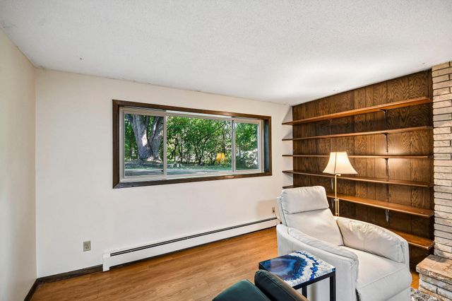 767 Eldridge Avenue E, Maplewood, MN 55117