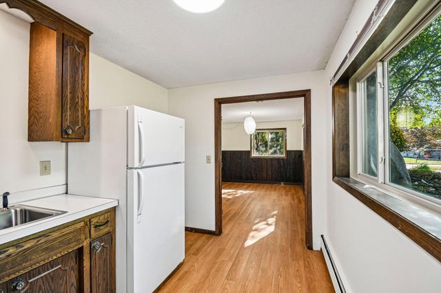 767 Eldridge Avenue E, Maplewood, MN 55117