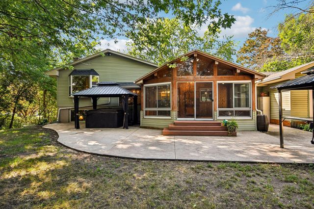 767 Eldridge Avenue E, Maplewood, MN 55117