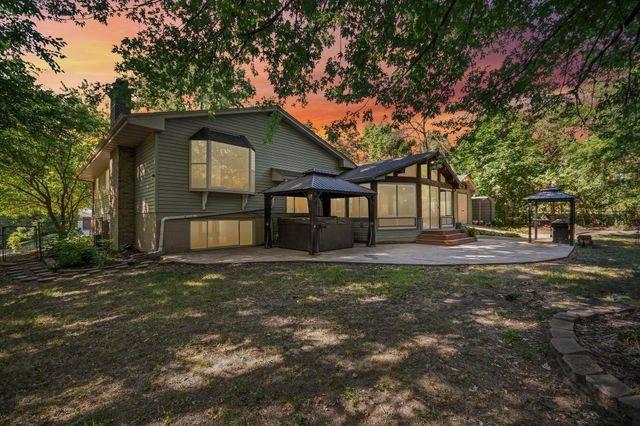 767 Eldridge Avenue E, Maplewood, MN 55117