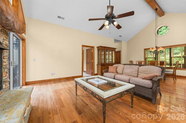 226 Sawgrass Drive, Whittier, NC 28789