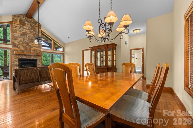 226 Sawgrass Drive, Whittier, NC 28789
