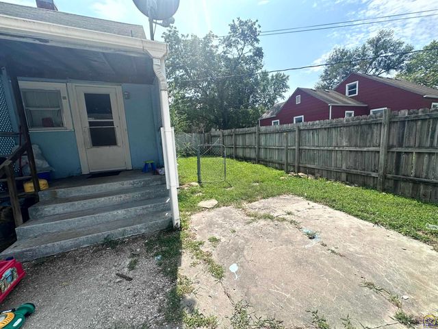2845 SE Michigan AVE, Topeka, KS 66605