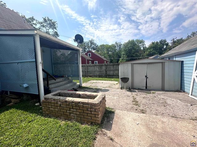 2845 SE Michigan AVE, Topeka, KS 66605