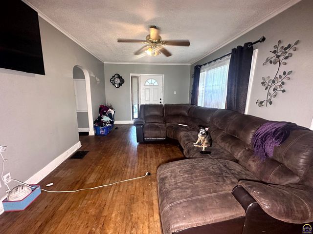 2845 SE Michigan AVE, Topeka, KS 66605