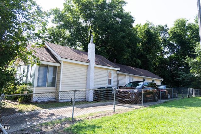 1320 Oakwood Ave Avenue, Raleigh, NC 27610