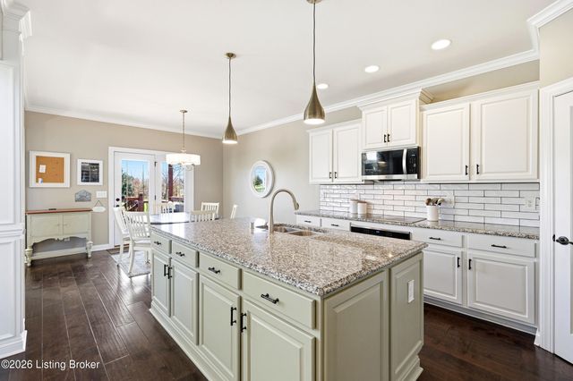 193 Knapp Ln, Taylorsville, KY 40071