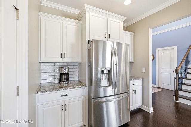 193 Knapp Ln, Taylorsville, KY 40071