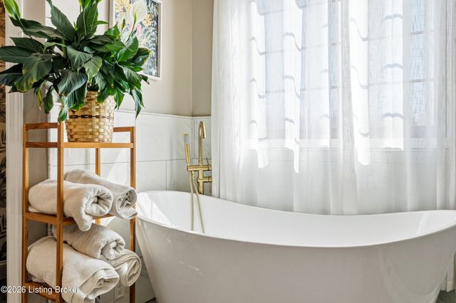 193 Knapp Ln, Taylorsville, KY 40071