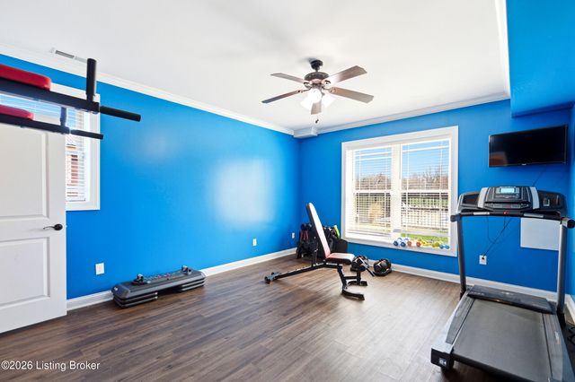 193 Knapp Ln, Taylorsville, KY 40071