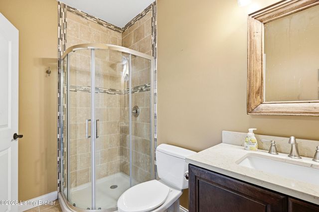 193 Knapp Ln, Taylorsville, KY 40071