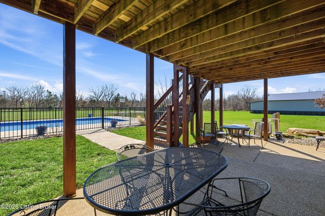 193 Knapp Ln, Taylorsville, KY 40071