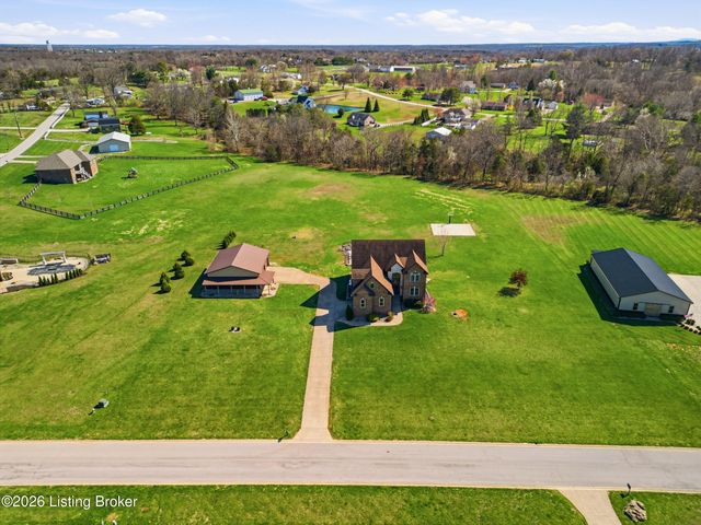 193 Knapp Ln, Taylorsville, KY 40071