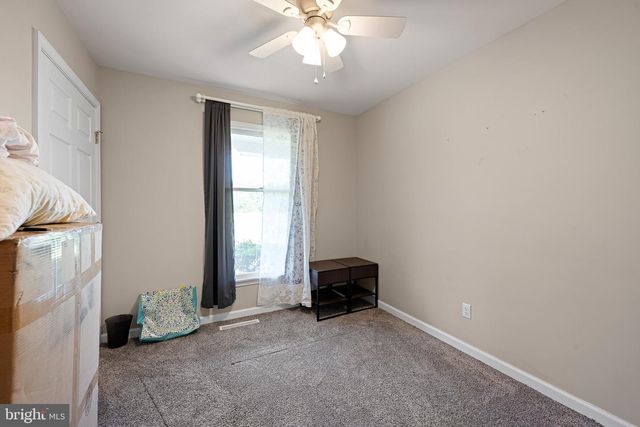 72 HOGTOWN RD, Harrington, DE 19952