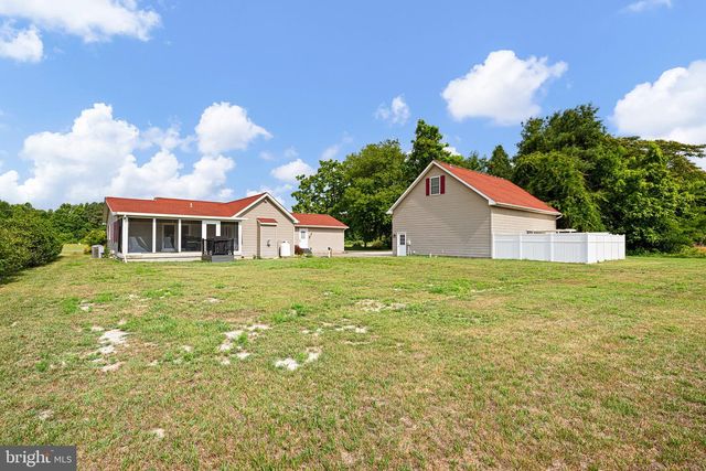 72 HOGTOWN RD, Harrington, DE 19952