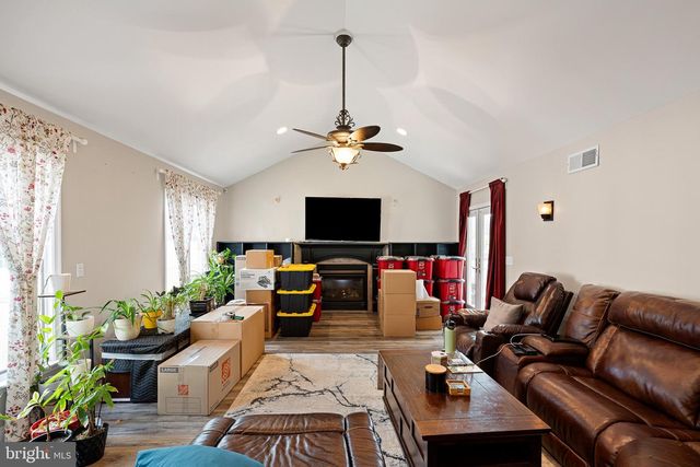 72 HOGTOWN RD, Harrington, DE 19952