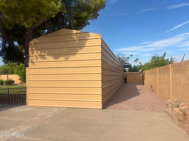8122 S Palm Drive, Tempe, AZ 85284