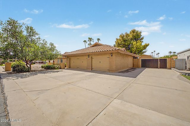 8122 S Palm Drive, Tempe, AZ 85284