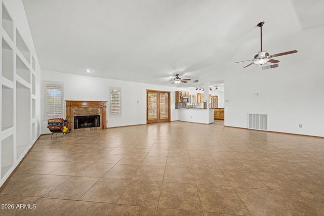 8122 S Palm Drive, Tempe, AZ 85284