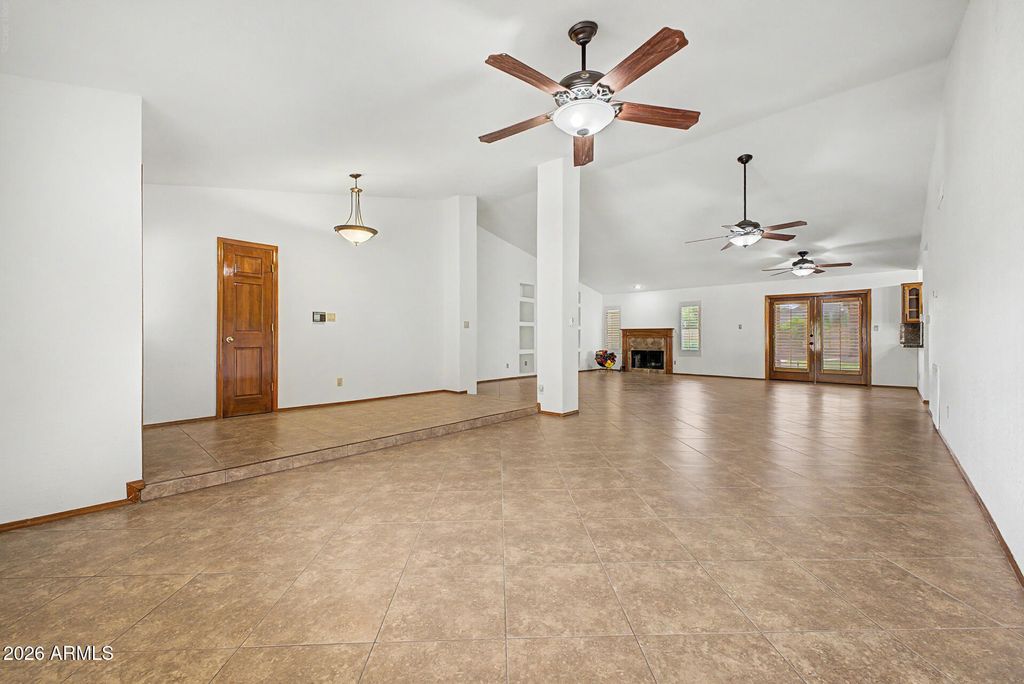 8122 S Palm Drive, Tempe, AZ 85284 — photo 2