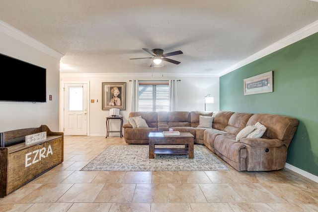 800 Brazos Drive, Mineral Wells, TX 76067