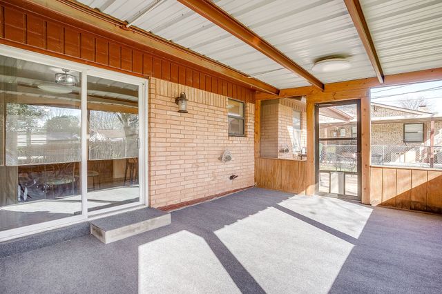 800 Brazos Drive, Mineral Wells, TX 76067