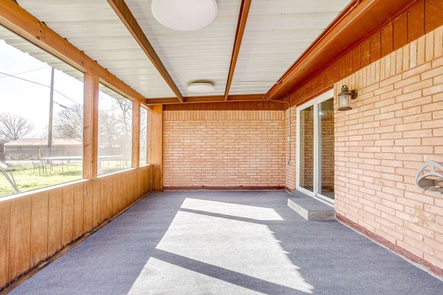 800 Brazos Drive, Mineral Wells, TX 76067