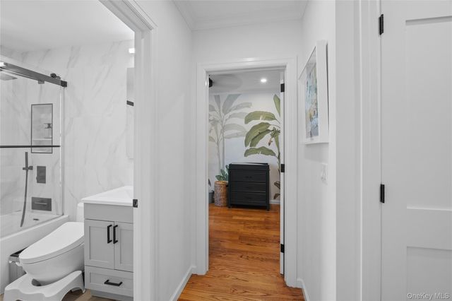 2439 38th Street c10, Astoria, NY 11103