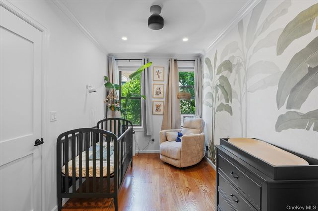 2439 38th Street c10, Astoria, NY 11103