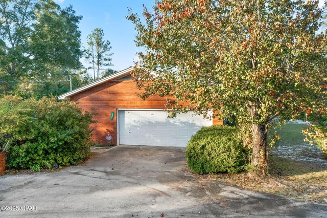 1962 Mud Hill Road, Chipley, FL 32428