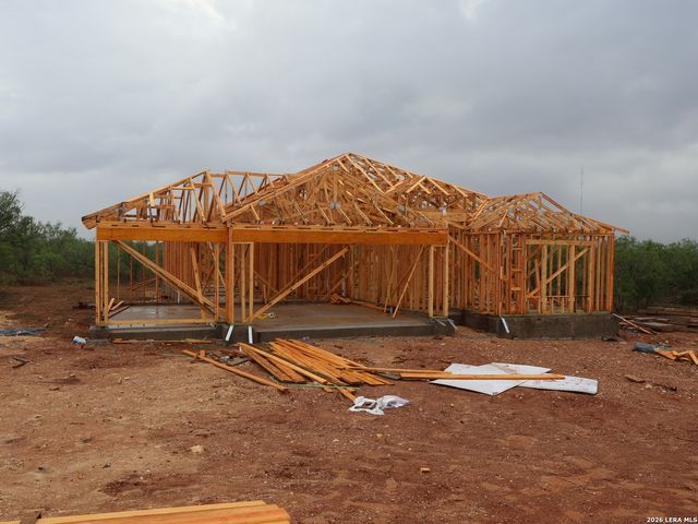 117 Prescott Drive, Floresville, TX 78114