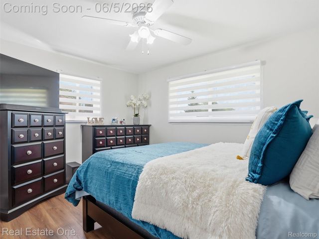 4603 E 13 Mile Road, Warren, MI 48092