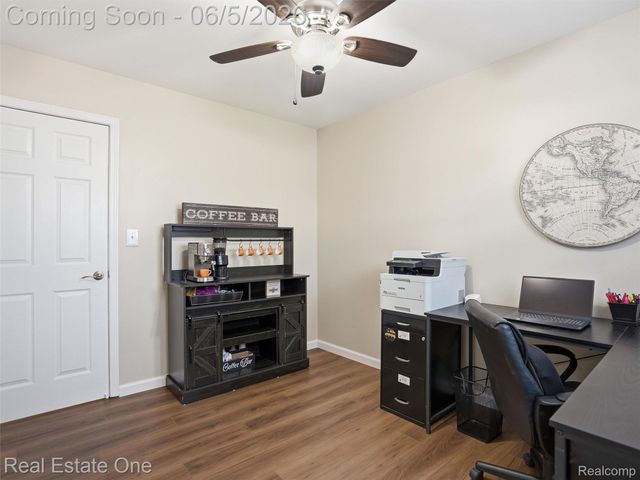 4603 E 13 Mile Road, Warren, MI 48092