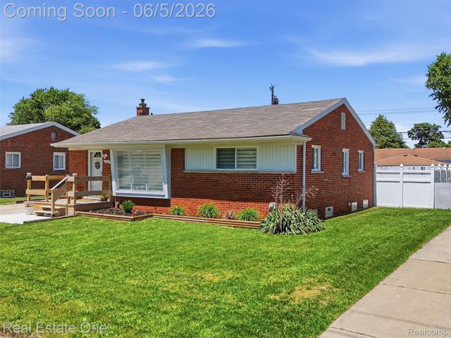 4603 E 13 Mile Road, Warren, MI 48092