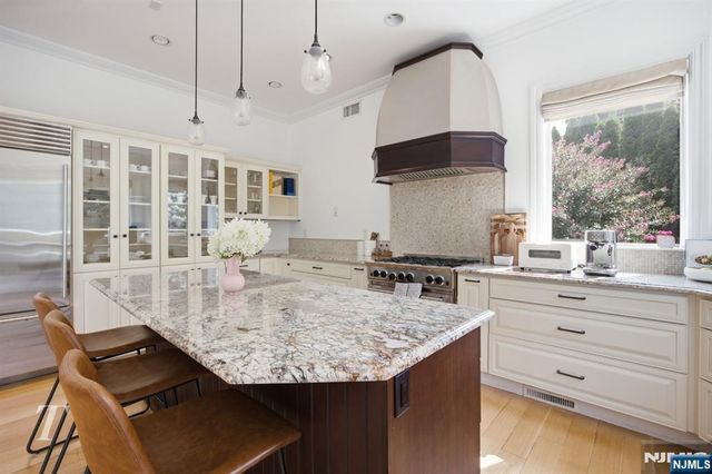 519 Homans Avenue, Closter, NJ 07624