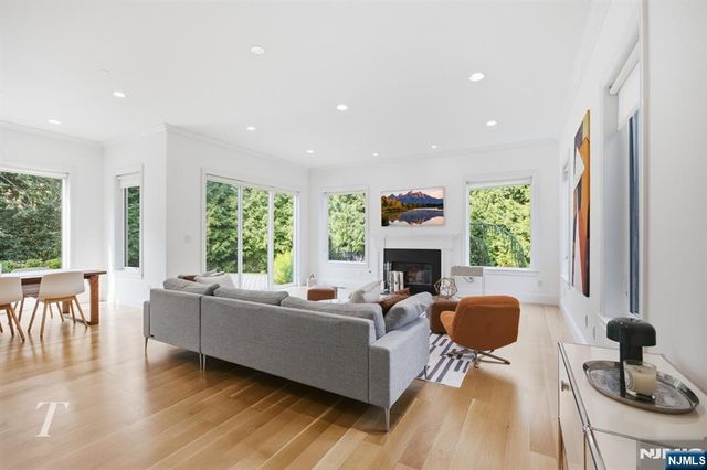 519 Homans Avenue, Closter, NJ 07624
