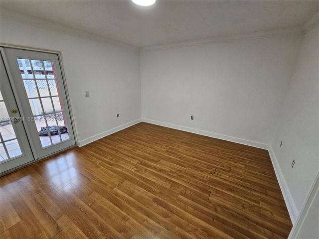 10915 W Okeechobee Rd 102, Hialeah Gardens, FL 33018