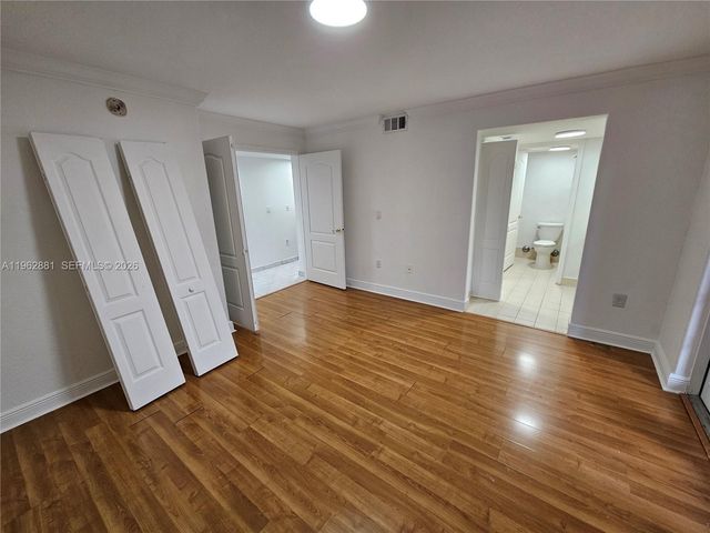 10915 W Okeechobee Rd 102, Hialeah Gardens, FL 33018