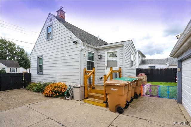 178 Chapel Avenue, Cheektowaga, NY 14225