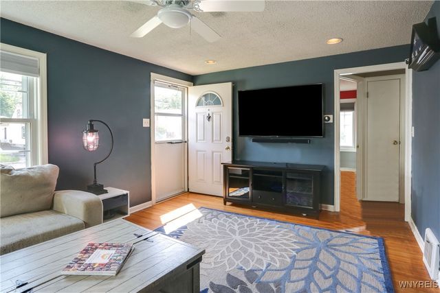 178 Chapel Avenue, Cheektowaga, NY 14225