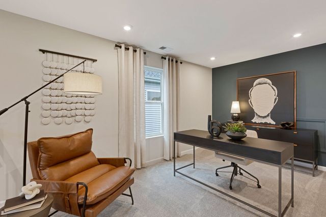 2547 Tailshot Road, Naperville, IL 60564