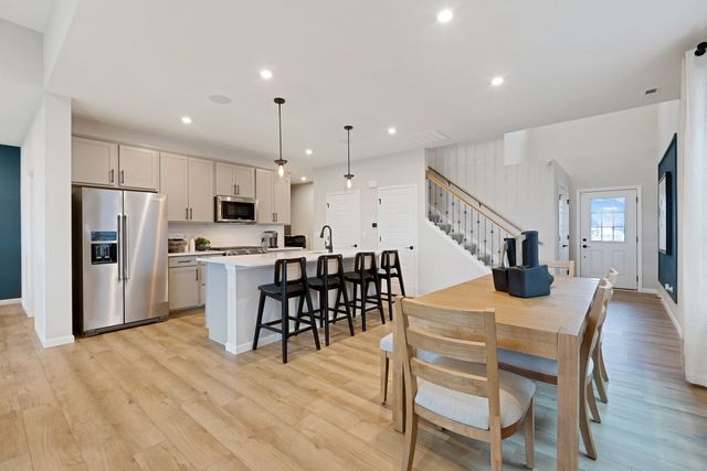 2547 Tailshot Road, Naperville, IL 60564