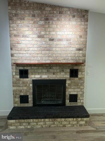 5622 DAVIS FORD RD, Manassas, VA 20112