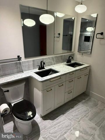 5622 DAVIS FORD RD, Manassas, VA 20112