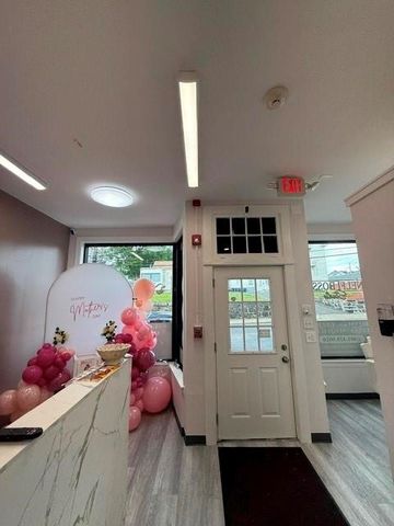 958 Manton Avenue, Providence, RI 02909