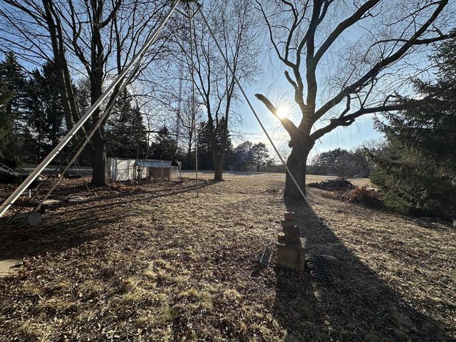 8651 N 68th STREET, Milwaukee, WI 53223