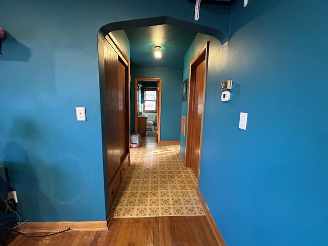 8651 N 68th STREET, Milwaukee, WI 53223