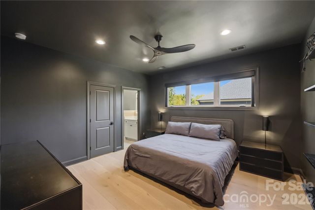 17925 Stuttgart Road, Davidson, NC 28036
